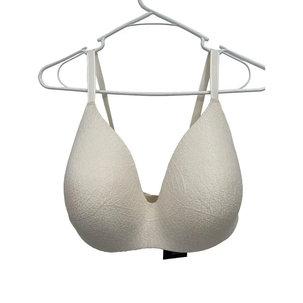 NWT Knix Lace WingWoman Contour Bra Cloud Wireless Plunge Size 8